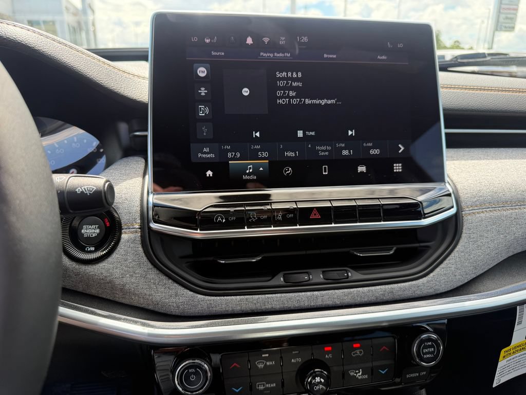 New 2026 Jeep Compass Latitude AWD/4WD image 10