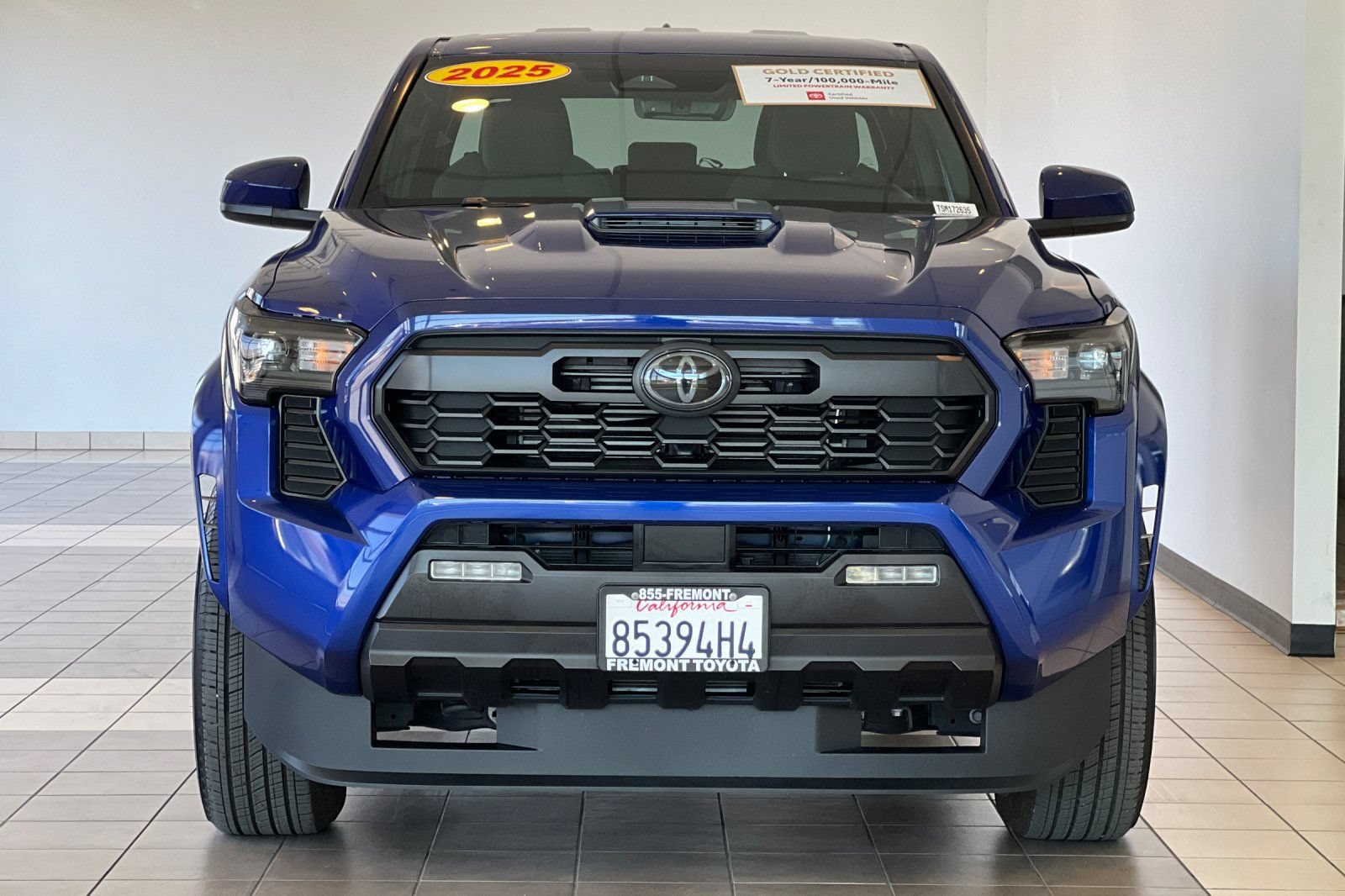 Certified 2025 Toyota Tacoma TRD Sport AWD/4WD image 9