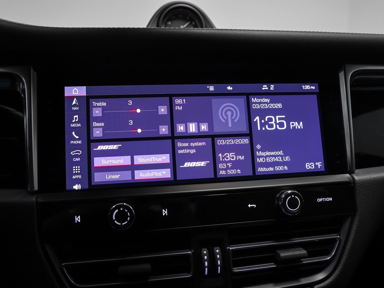 Certified 2023 Porsche Macan GTS image 41