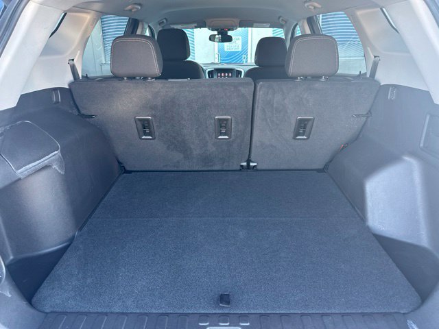 Used 2024 GMC Terrain SLE w/ Driver Convenience Package AWD/4WD image 22