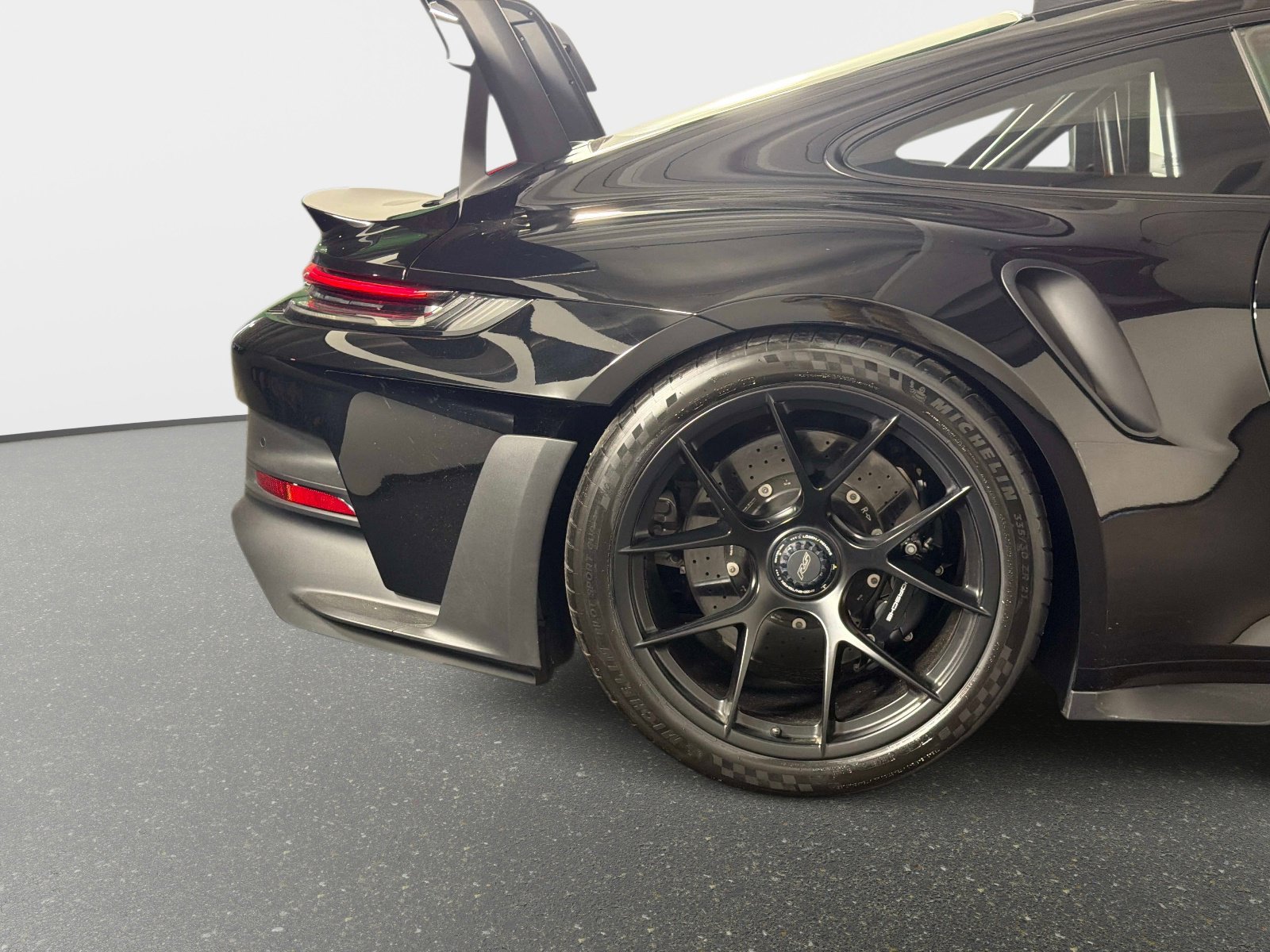 Used 2024 Porsche 911 GT3 RS RWD image 20