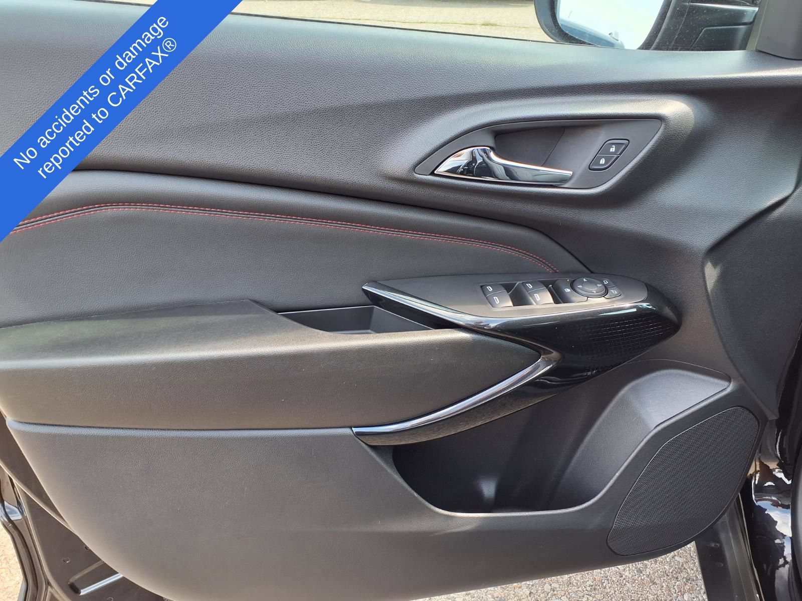 Used 2024 Chevrolet Trax RS w/ Driver Confidence Package FWD image 16