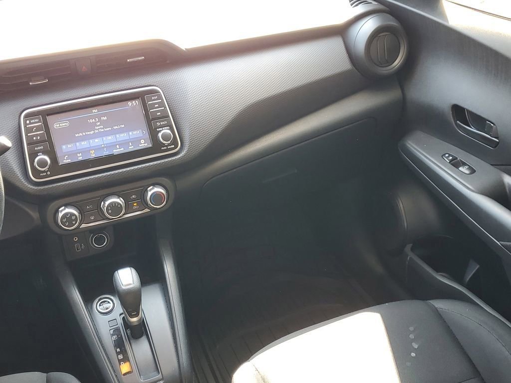 Used 2023 Nissan Kicks S FWD image 13
