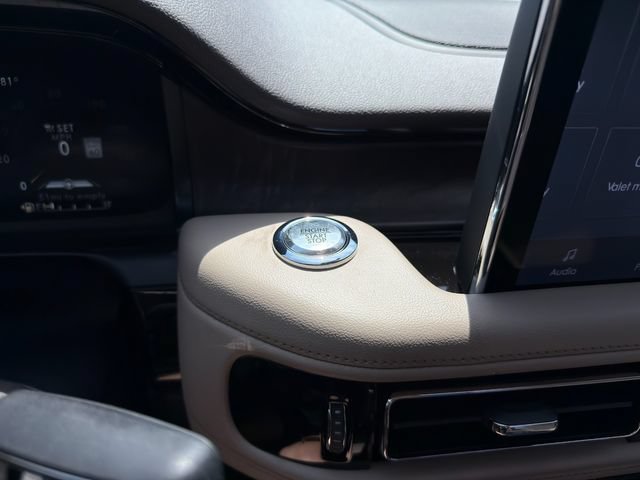 Used 2024 Lincoln Aviator Reserve w/ Equipment Group 201A RWD image 42