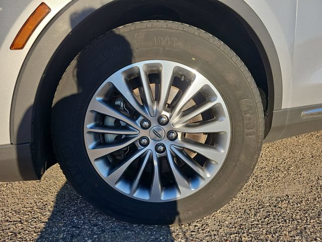 Used 2016 Lincoln MKX Select FWD image 24