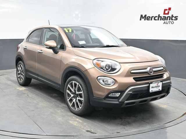 Used 2017 FIAT 500X Trekking AWD/4WD image 1