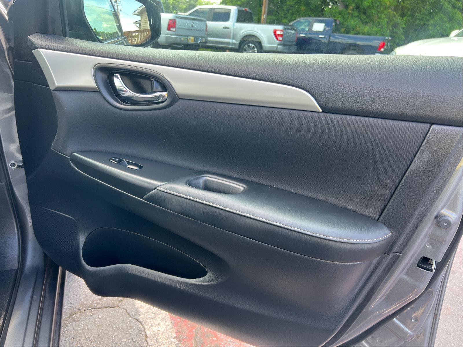 Used 2019 Nissan Sentra S FWD image 12