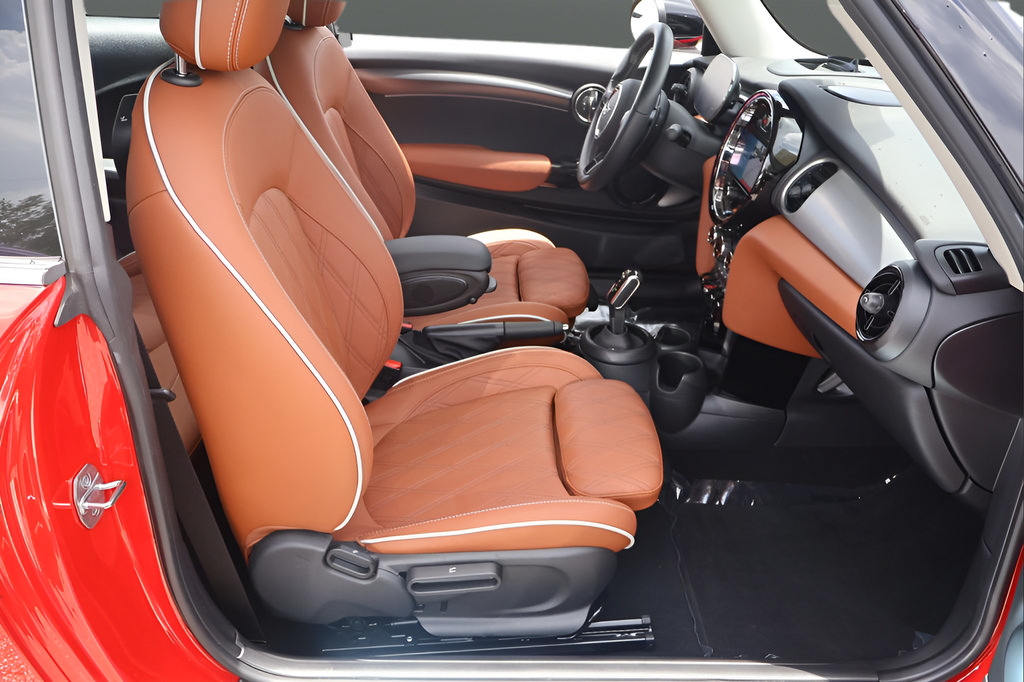 Used 2024 MINI Cooper S FWD image 16
