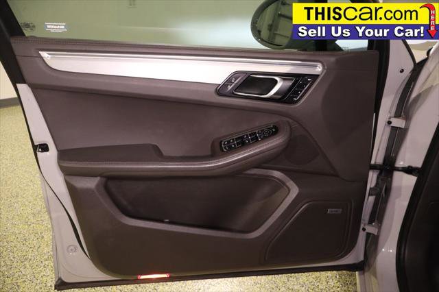 Used 2022 Porsche Macan GTS AWD/4WD image 37