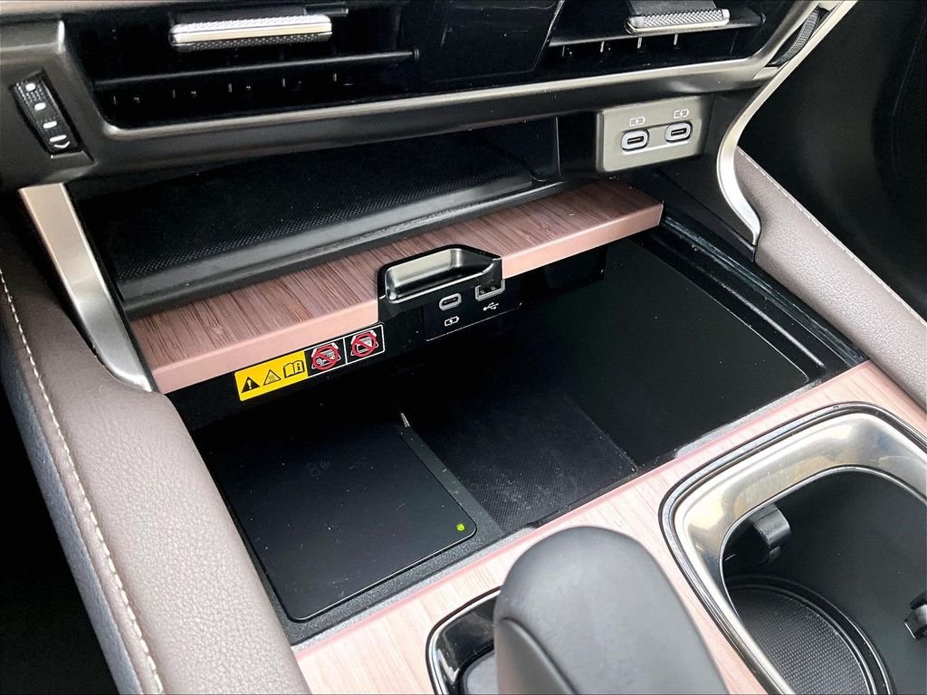 Used 2023 Lexus RX 350 Premium w/ Accessory Package AWD/4WD image 27