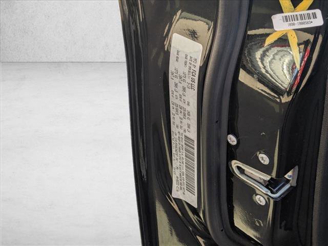 Used 2019 Jeep Cherokee Limited w/ Luxury Group image 27