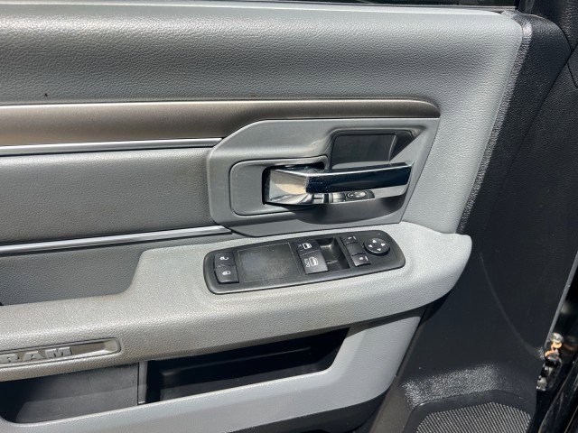 Used 2014 RAM 1500 Express image 23