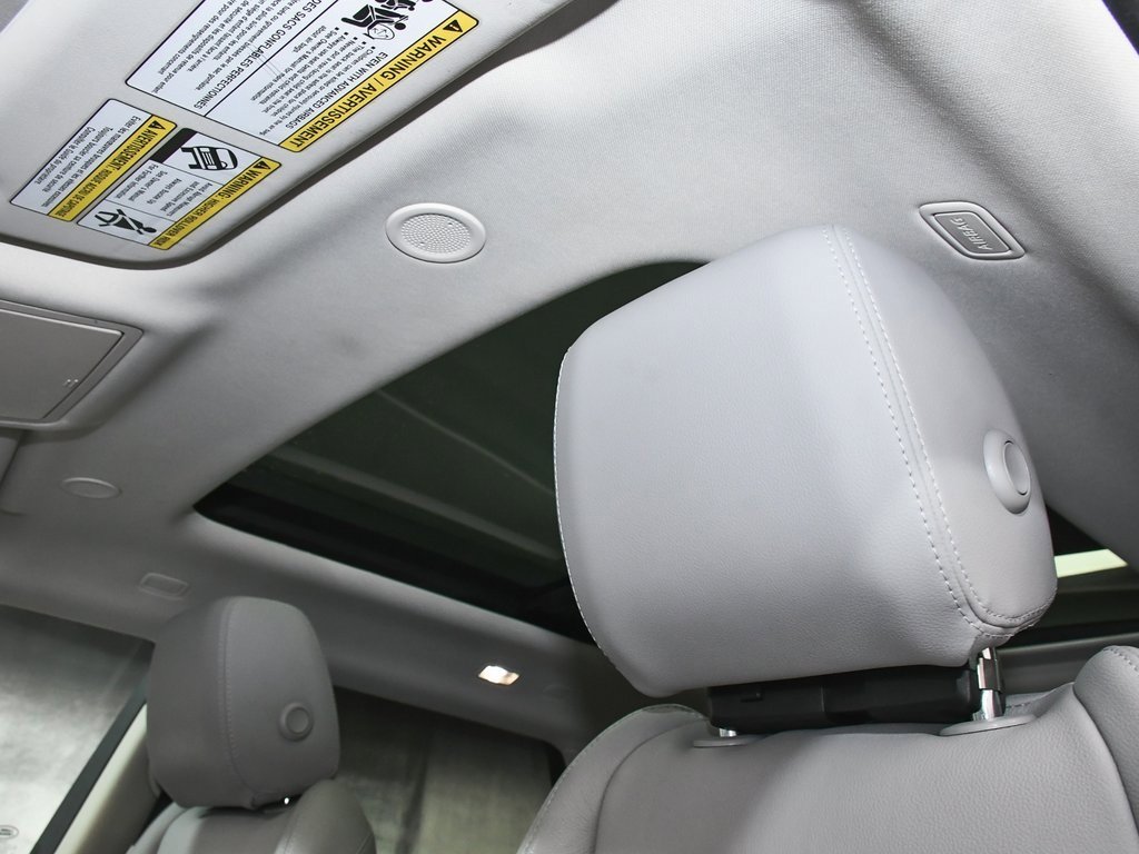 Used 2022 Land Rover Range Rover Evoque SE image 50