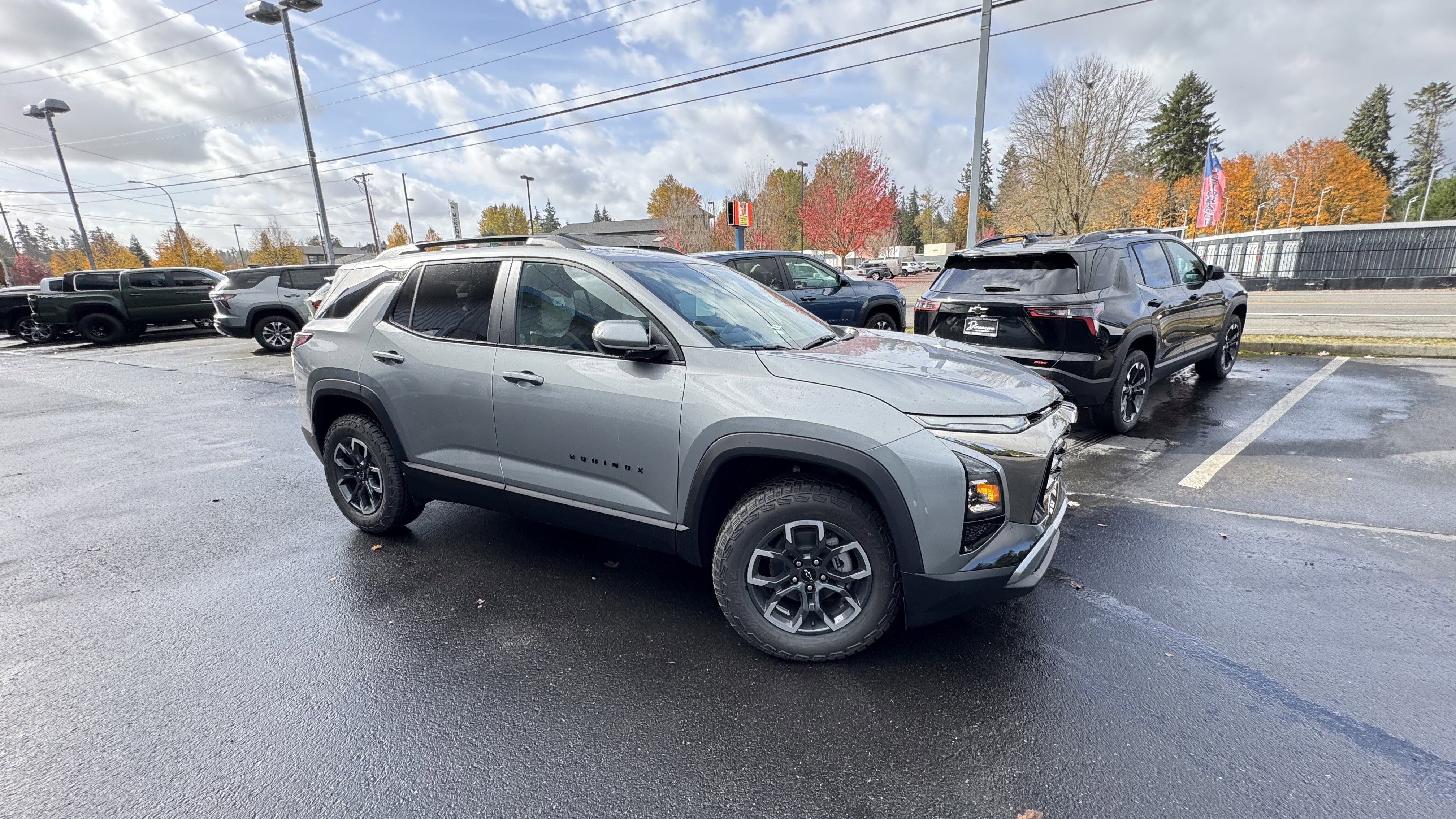 New 2026 Chevrolet Equinox ACTIV image 2