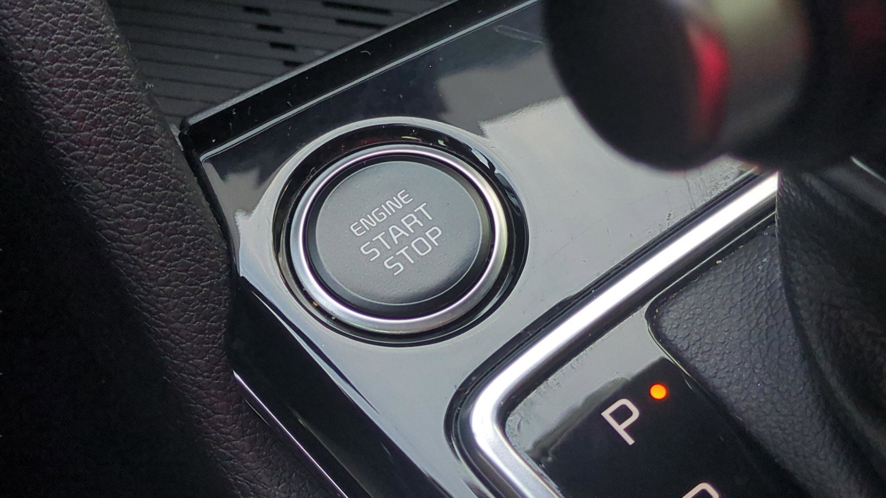 Certified 2024 Kia Sportage EX image 29