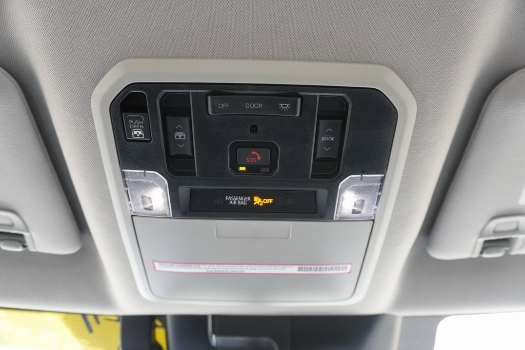 Used 2024 Toyota Tundra Limited image 17