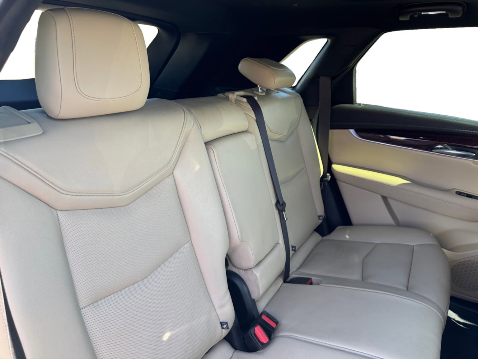 Used 2018 Cadillac XT5 Premium Luxury FWD image 18