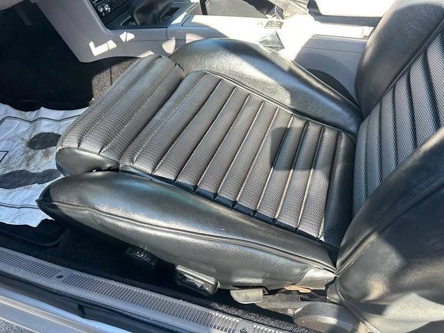 Used 1993 Ford Mustang LX RWD image 9