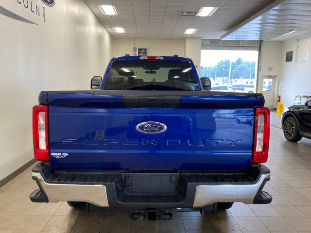 New 2026 Ford F350 XLT w/ FX4 Off-Road Package image 6