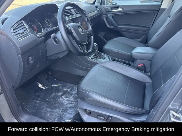 Used 2019 Volkswagen Tiguan SE w/ Panoramic Sunroof Package image 17