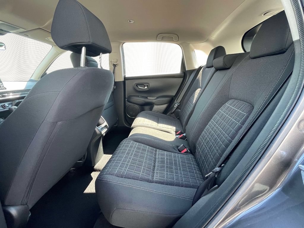 Used 2023 Honda HR-V LX image 10
