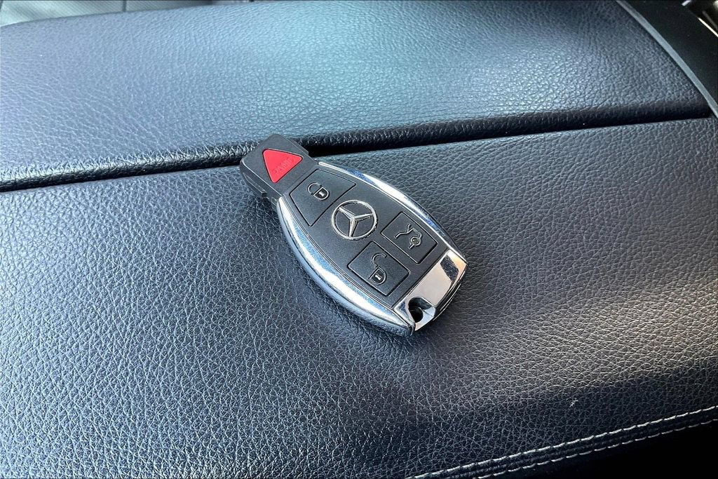 Used 2019 Mercedes-Benz GLS 550 4MATIC w/ Driver Assistance Package image 32