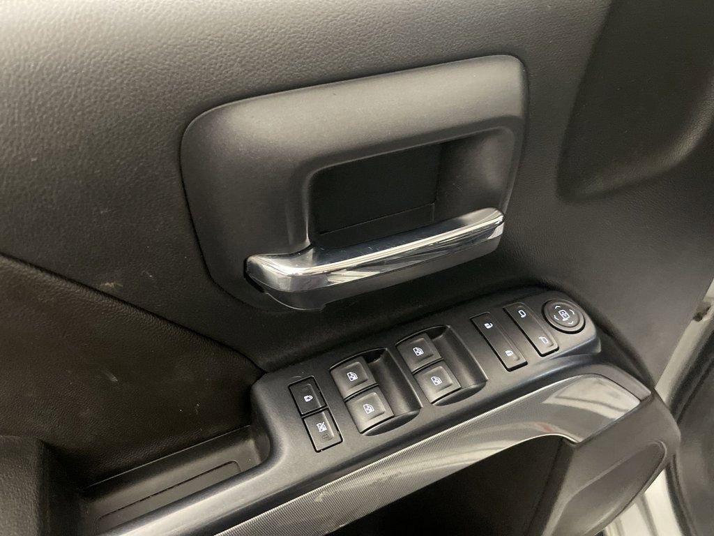 Used 2018 Chevrolet Silverado 1500 LT w/ All Star Edition image 16