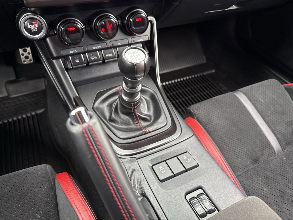 Used 2024 Toyota GR86 TRUENO Edition image 22