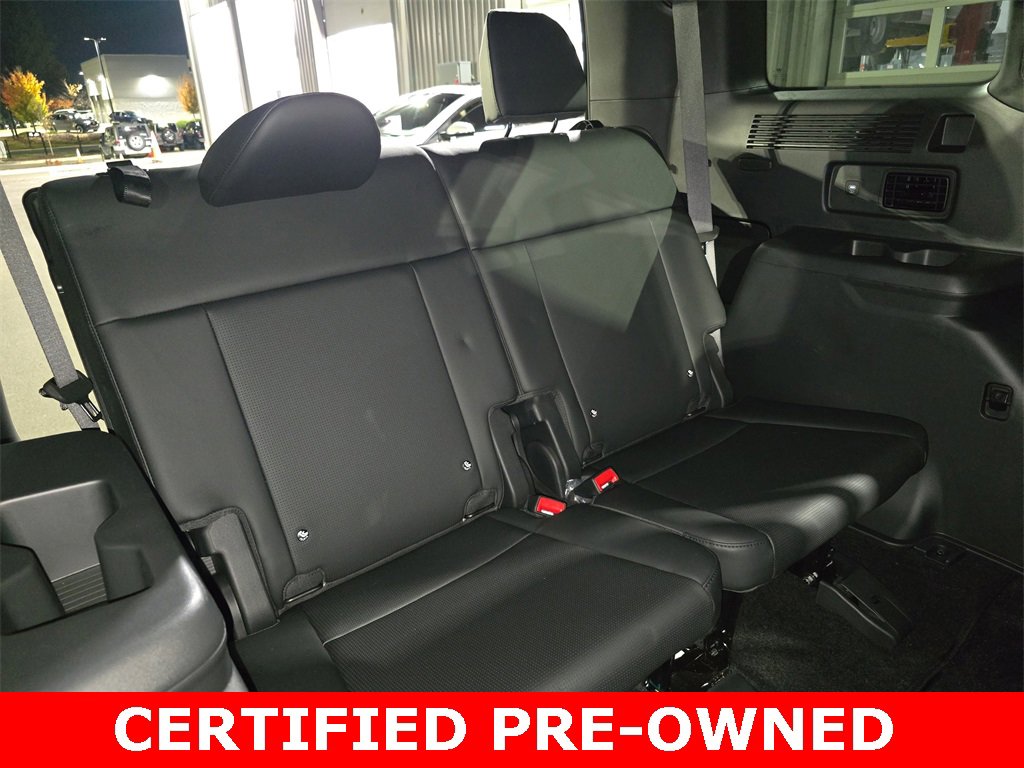 Certified 2025 Hyundai Santa Fe Calligraphy image 13