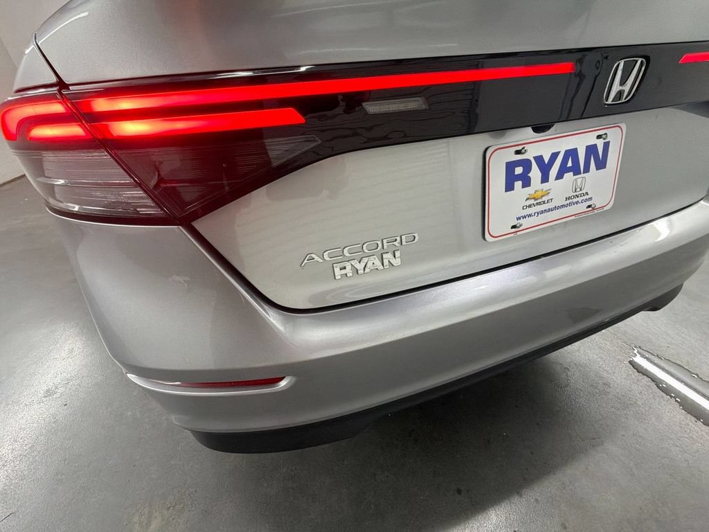 Certified 2026 Honda Accord SE image 31