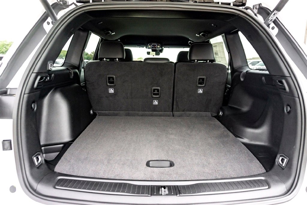 New 2025 Jeep Grand Cherokee Limited w/ Black Appearance Package image 21