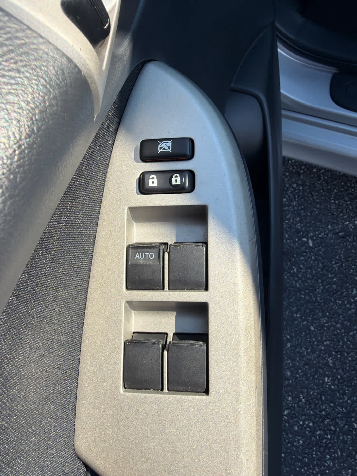 Used 2010 Toyota Corolla S FWD image 16