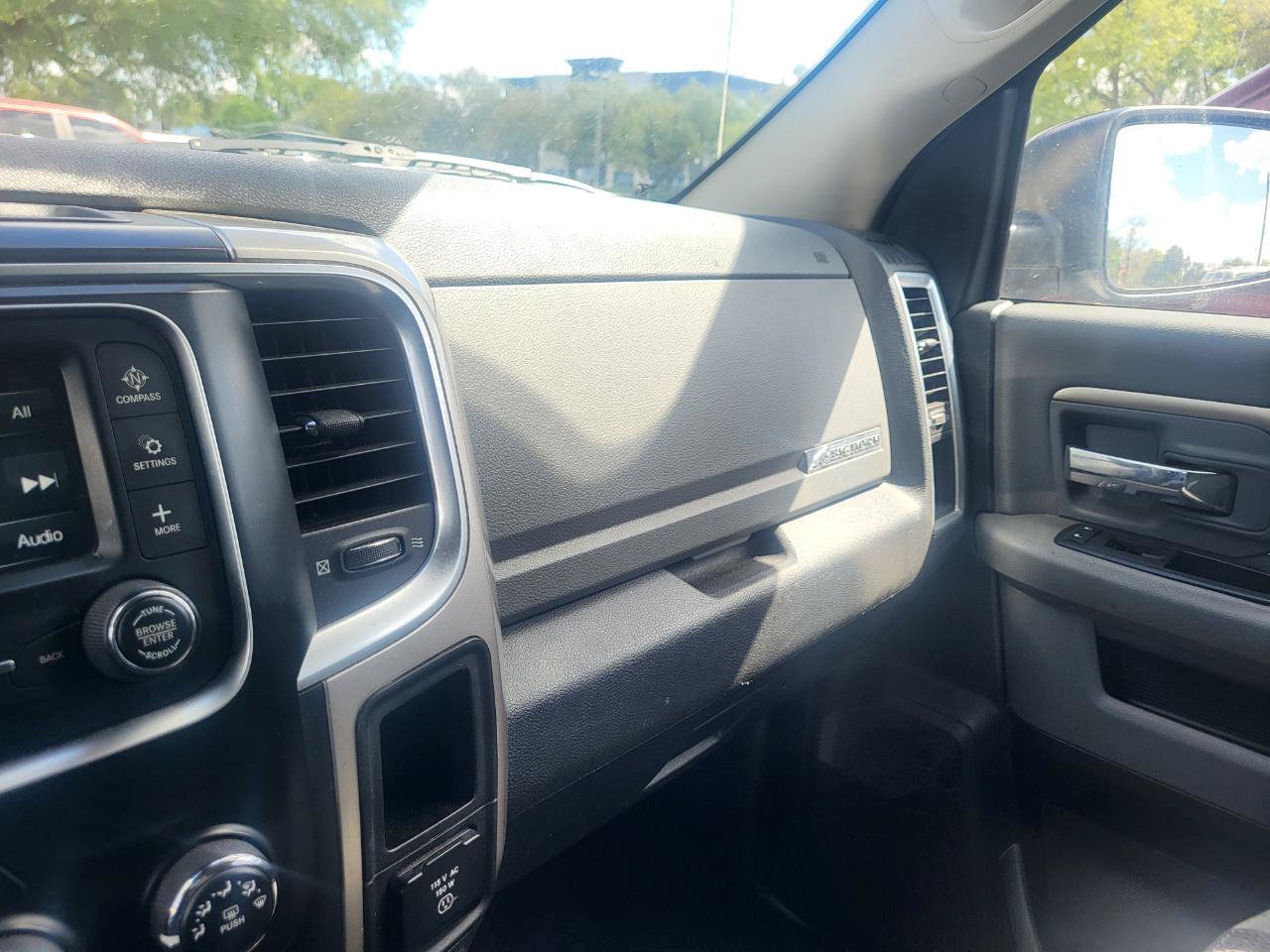 Used 2016 RAM 1500 Big Horn RWD image 17
