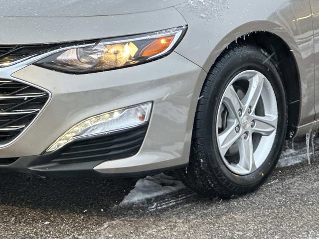Used 2023 Chevrolet Malibu LT FWD image 7