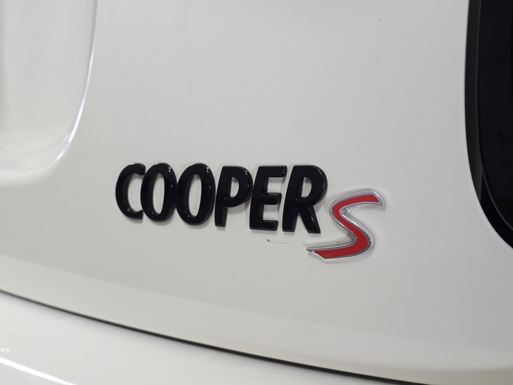 Certified 2023 MINI Cooper S image 9