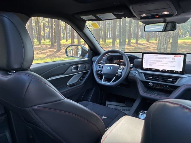 Used 2025 Ford Explorer ST w/ Sun And Sound Package image 25