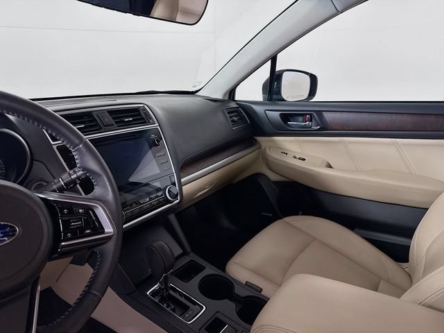 Used 2019 Subaru Outback 2.5i Limited AWD/4WD image 10