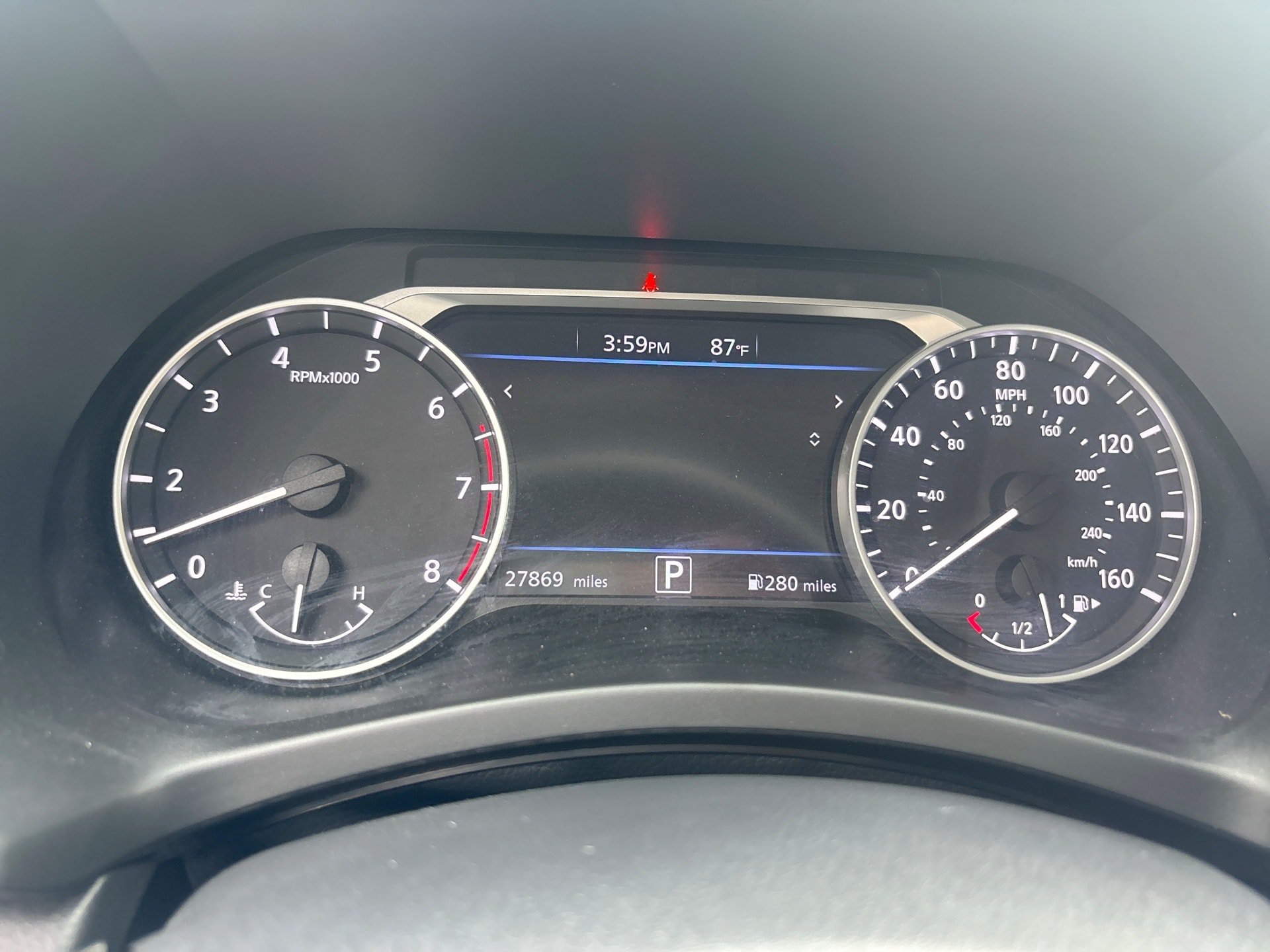 Used 2025 Nissan Sentra SV FWD image 10