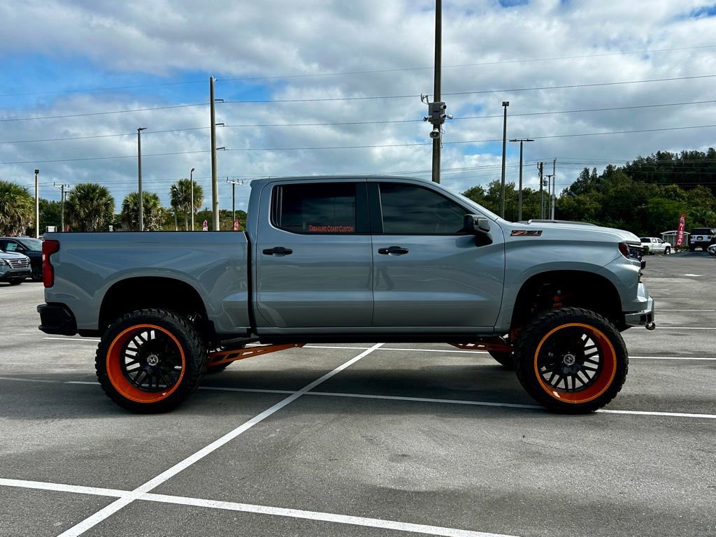 Used 2025 Chevrolet Silverado 1500 LT Trail Boss AWD/4WD image 44