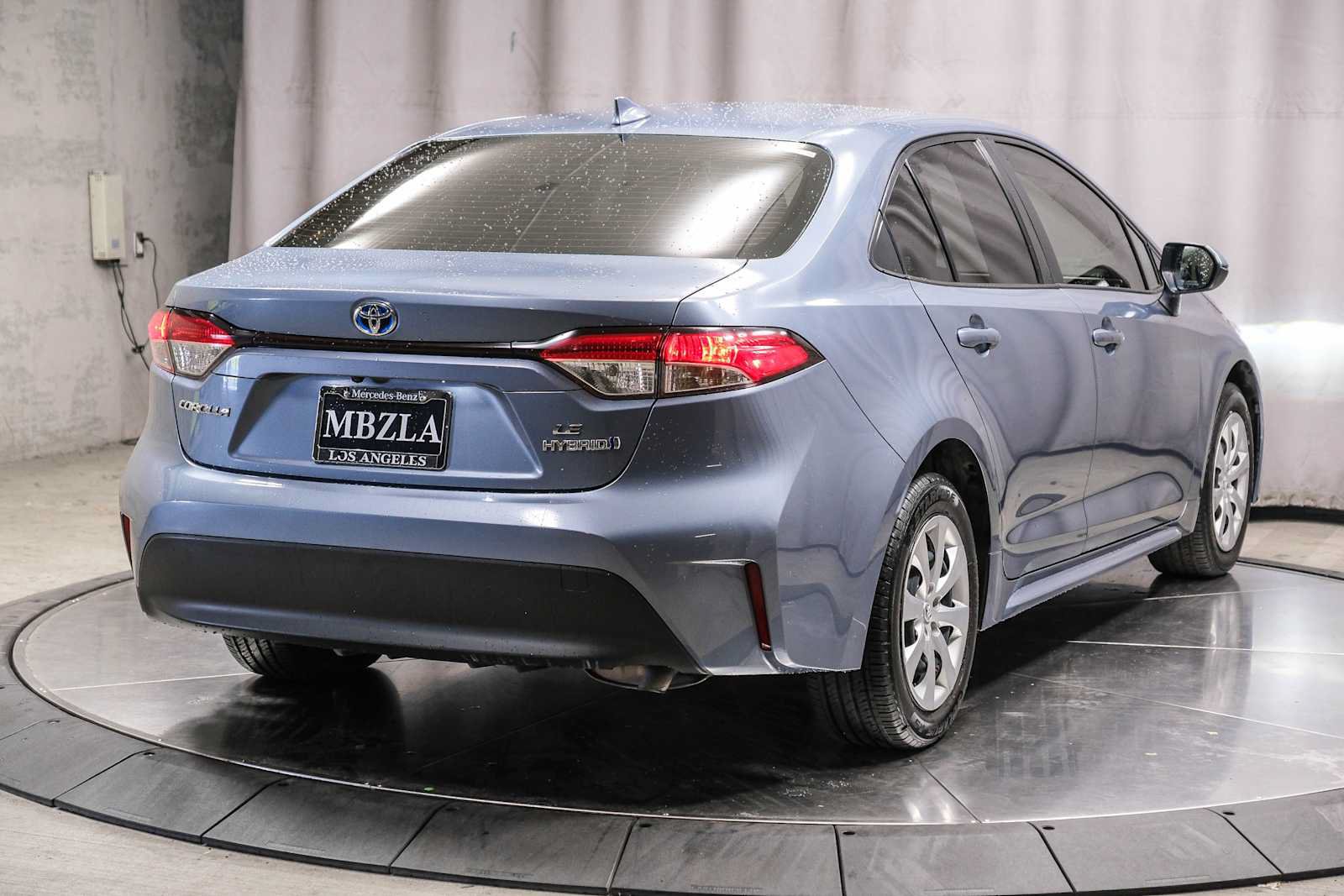 Used 2024 Toyota Corolla LE FWD image 4