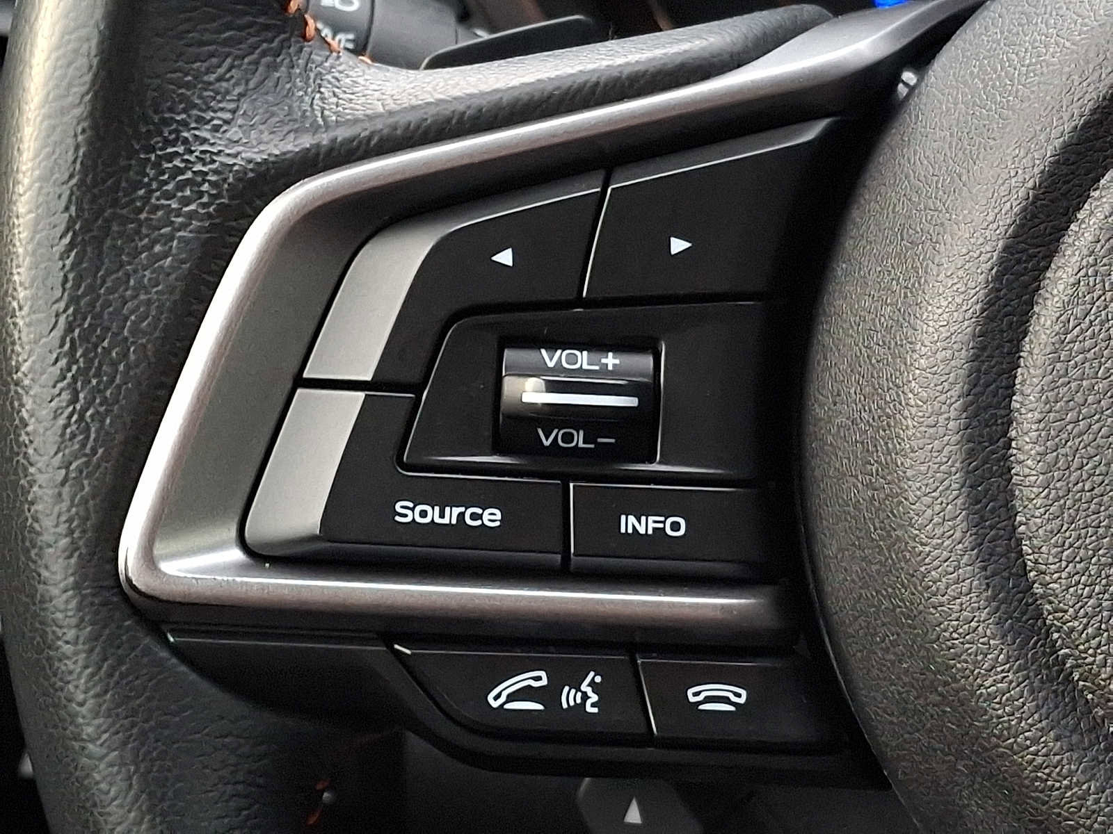 Used 2022 Subaru Crosstrek 2.5i Limited w/ Moonroof Package 1 image 19