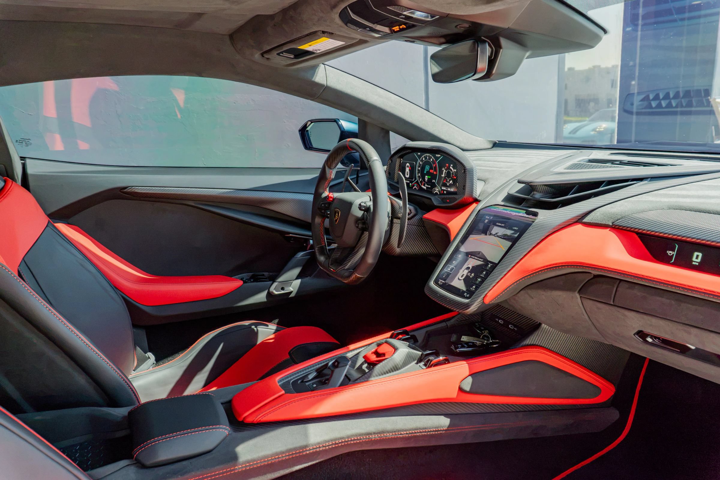 Used 2025 Lamborghini Revuelto AWD/4WD image 59