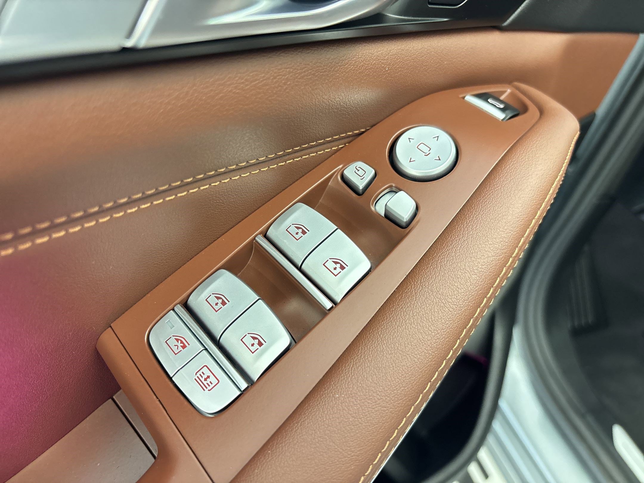 Used 2026 BMW X7 xDrive40i image 19