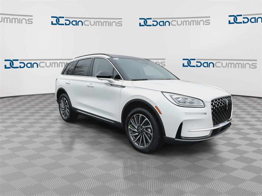 New 2026 Lincoln Corsair Reserve image 2