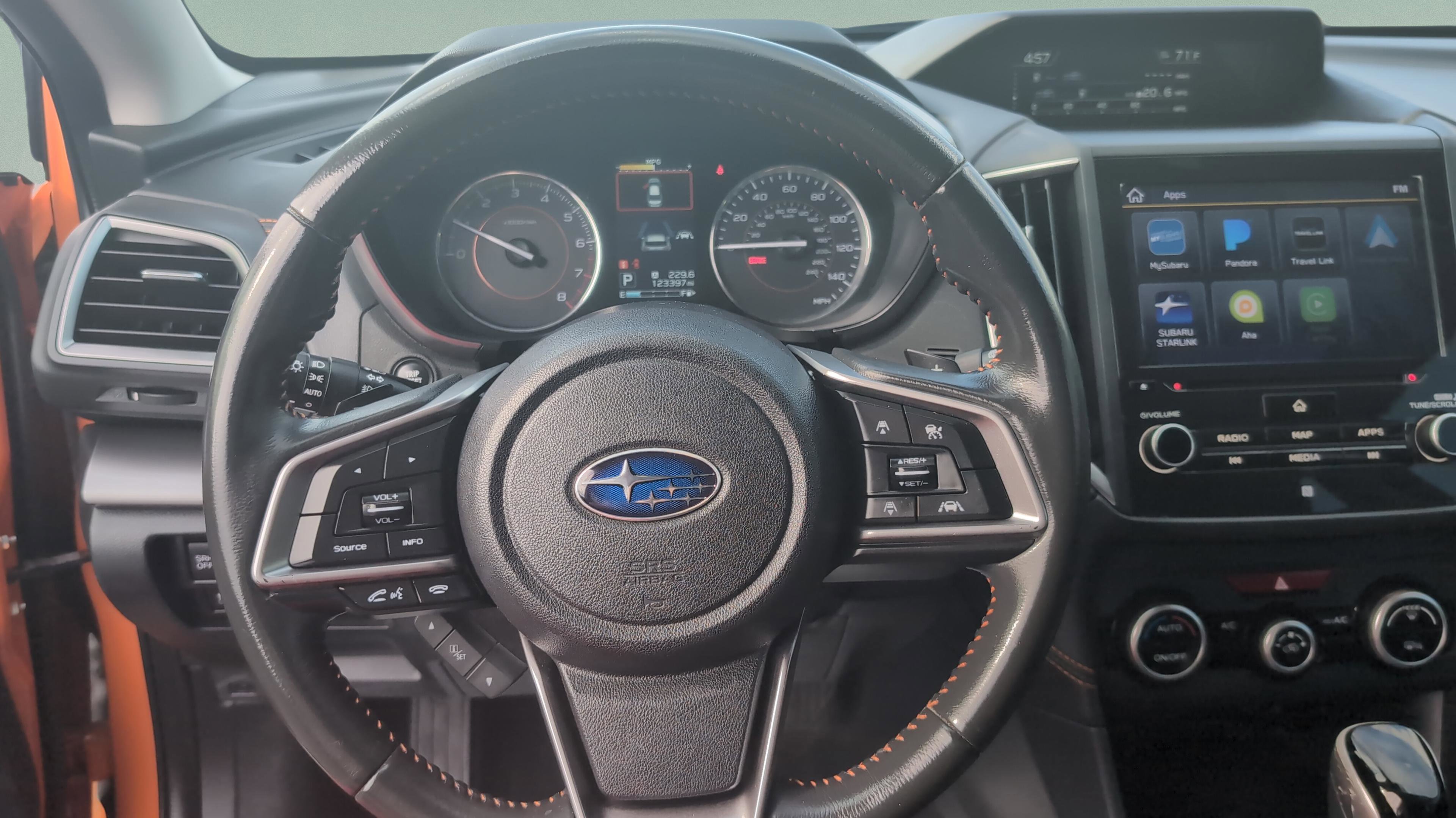 Used 2019 Subaru Crosstrek 2.0i Limited w/ Moonroof Package w/Navigation AWD/4WD image 11