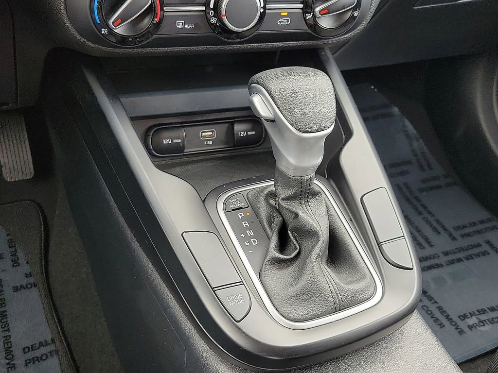 Used 2024 Kia Soul LX w/ Option Group 015 image 17