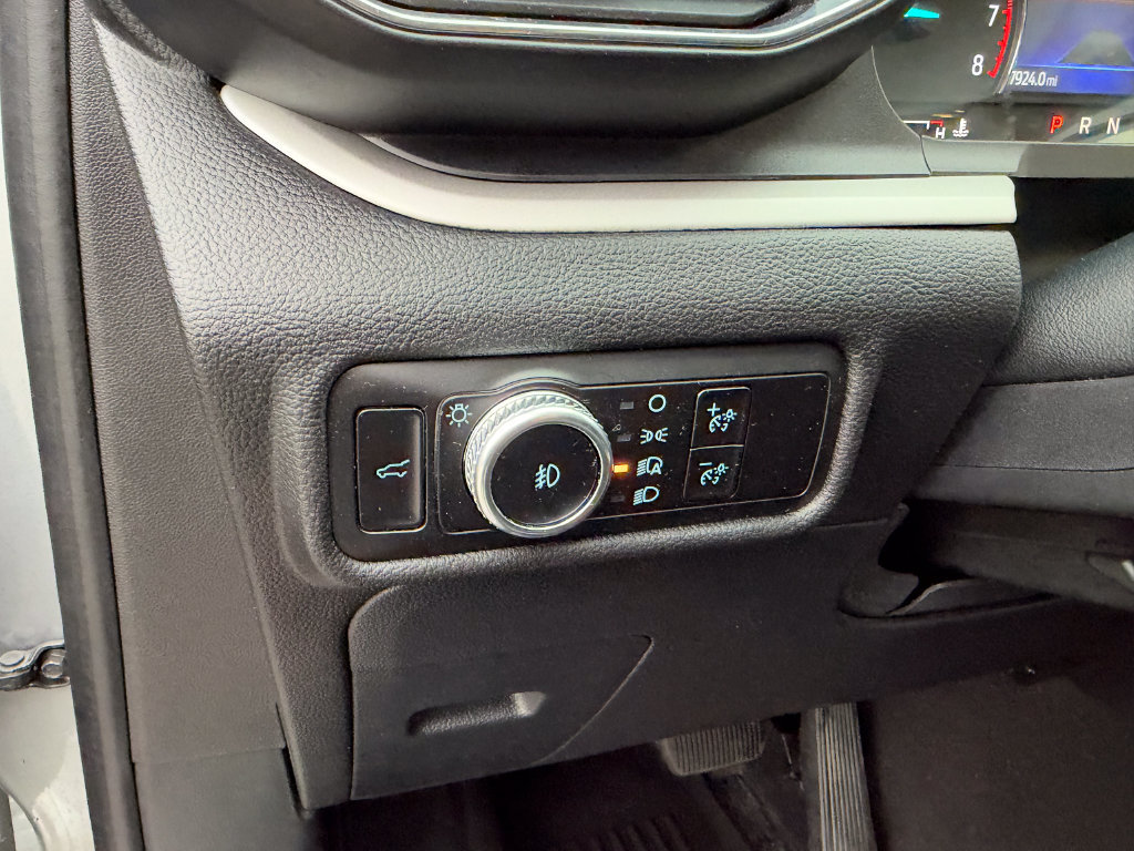 Certified 2023 Ford Explorer XLT w/ Equipment Group 202A AWD/4WD image 11