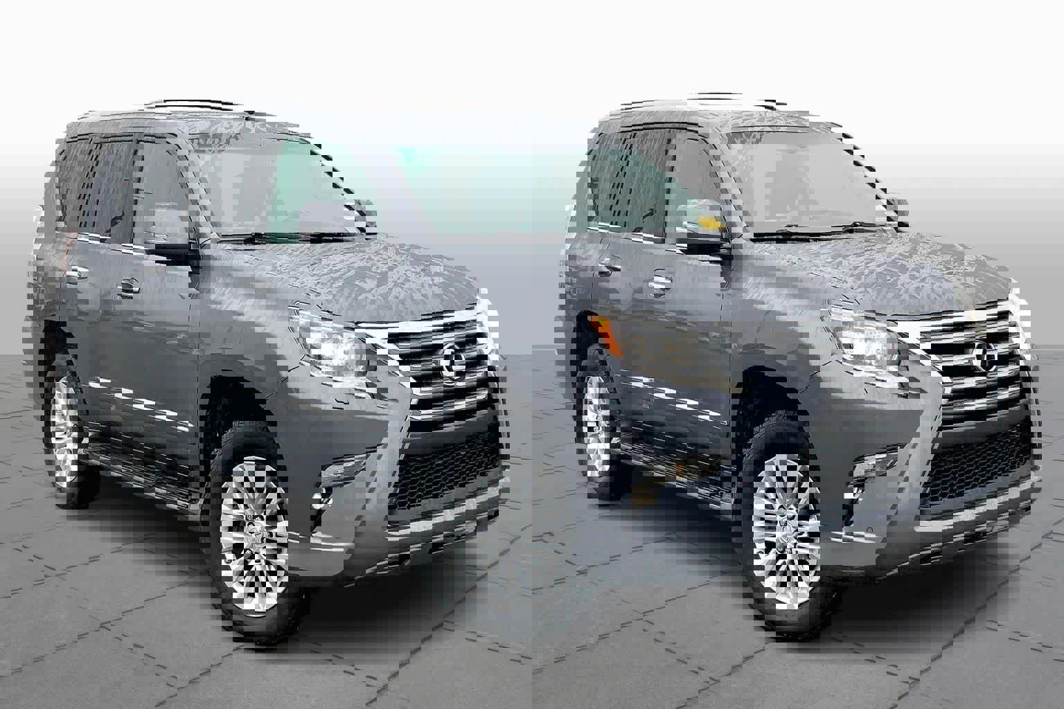 Used 2016 Lexus GX 460 image 2