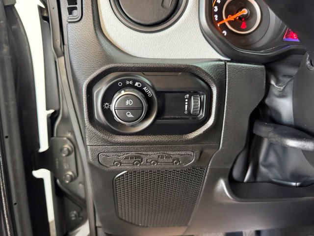 Certified 2024 Jeep Gladiator Sport AWD/4WD image 22
