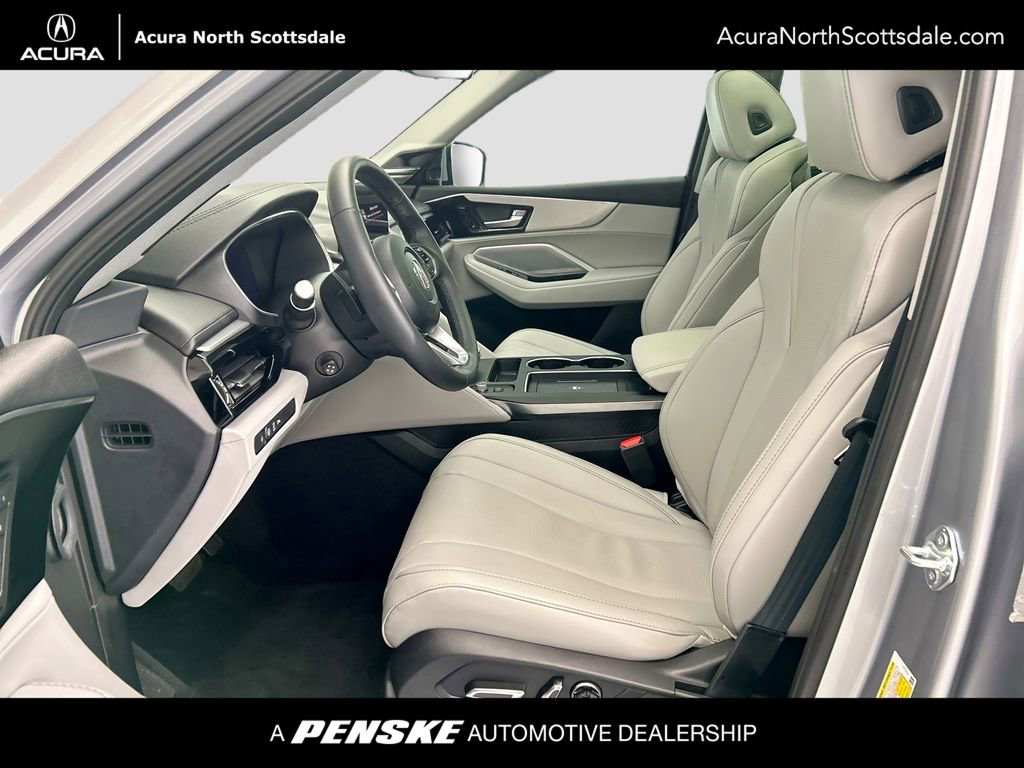 Certified 2025 Acura MDX FWD w/ Technology Package image 18